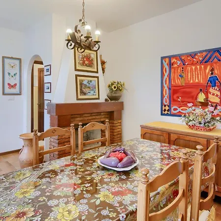 Apartment Casa Marina Sulla