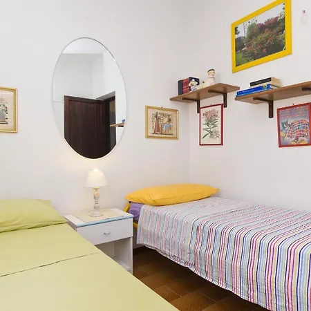 Casa Marina Sulla Apartment *